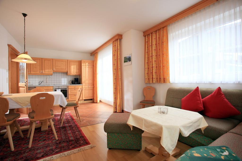 Appartement Lisa Schweiger Kirchberg in Tirol Zimmer foto